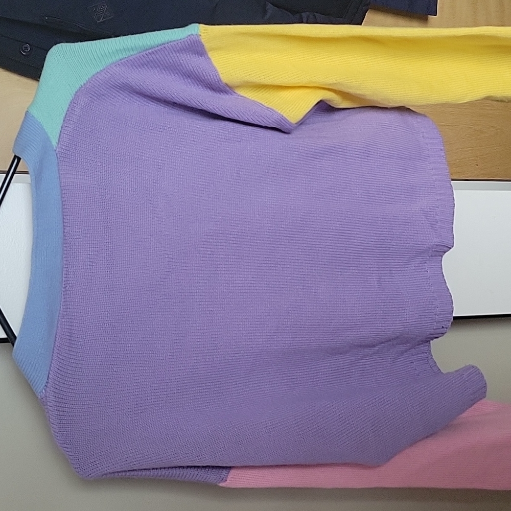 Sweater - Picture 2 of 2